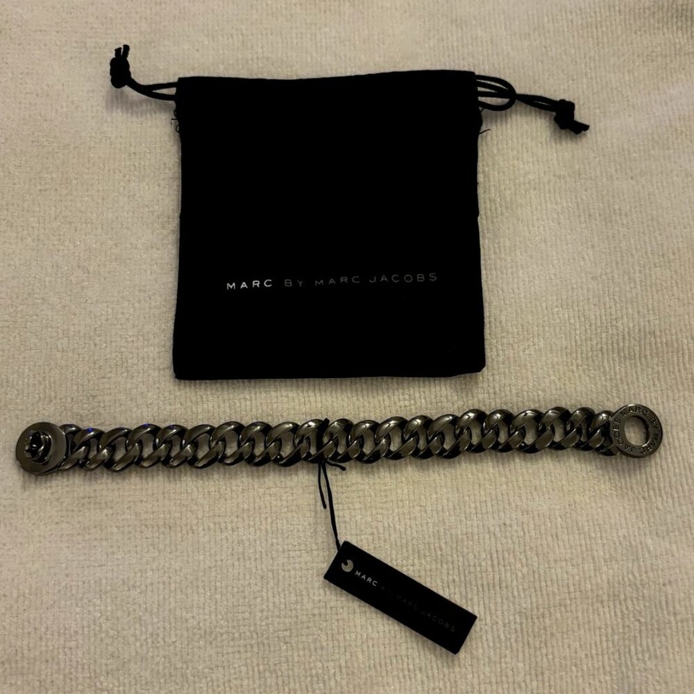 Marc by Marc Jacobs gunmetal bracelet